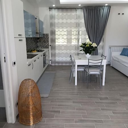 Апартаменты Monolocale Da Andrea Кустоначи Экстерьер фото